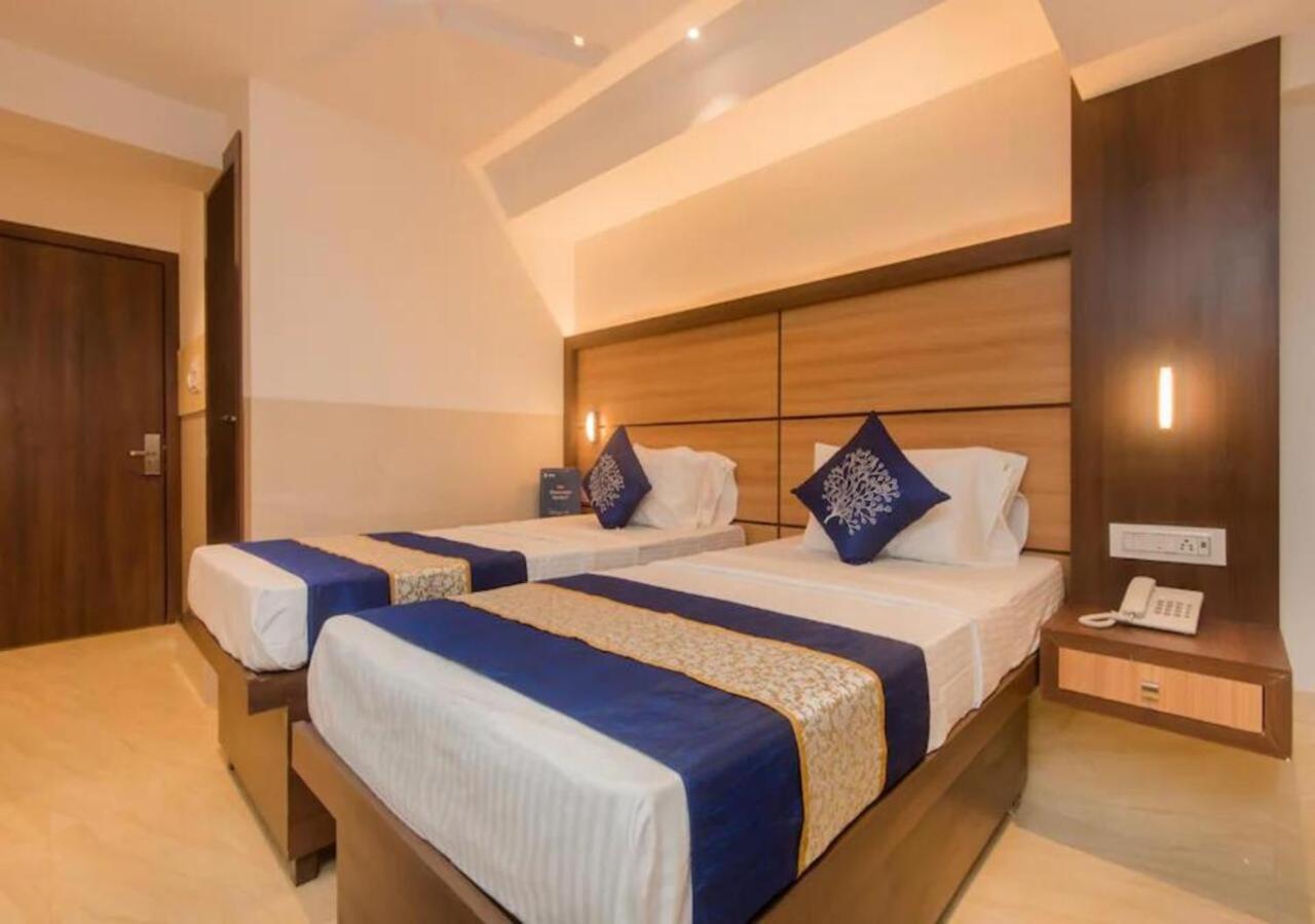 Hotel Mourya Residency Navi Mumbai Exterior photo
